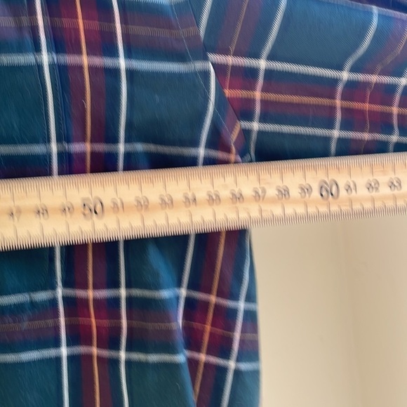 L.l Bean - Casual Button Down - Wrinkle Free - M - Picture 7 of 9
